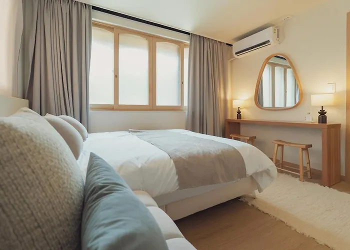Station 3br Privatepatio Sleeps 6 *